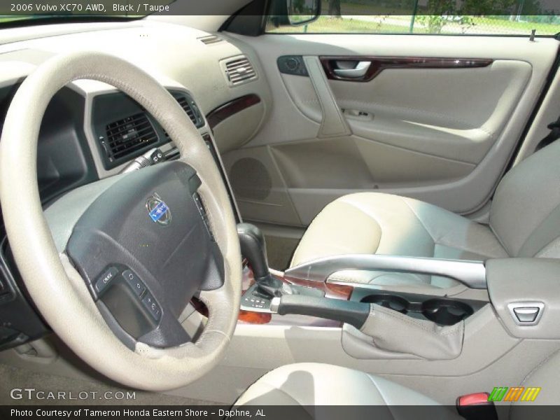 Black / Taupe 2006 Volvo XC70 AWD