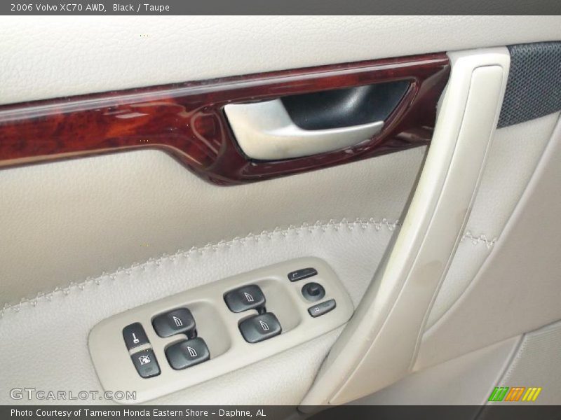 Black / Taupe 2006 Volvo XC70 AWD