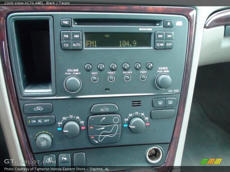 Black / Taupe 2006 Volvo XC70 AWD