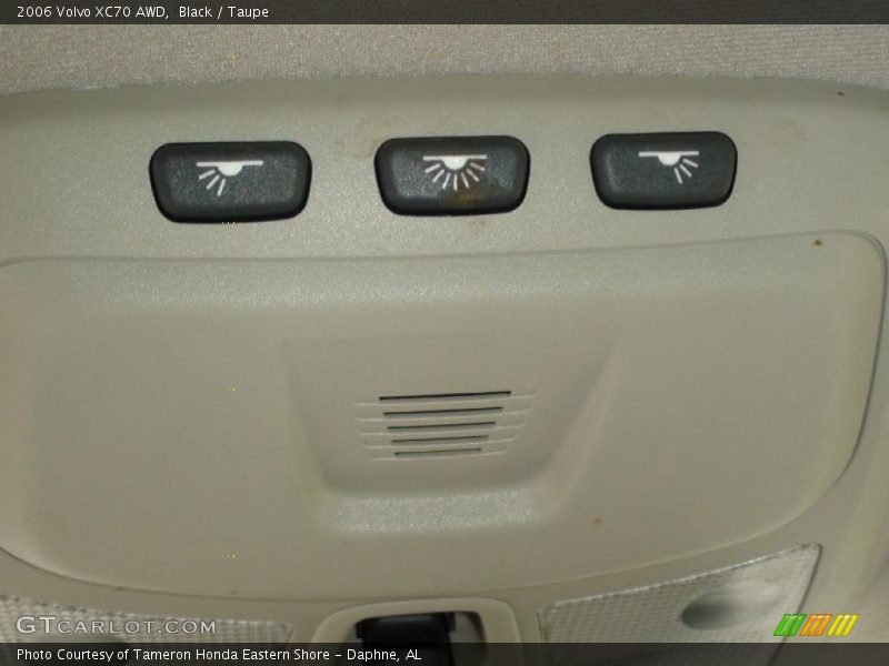 Black / Taupe 2006 Volvo XC70 AWD