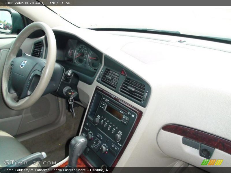 Black / Taupe 2006 Volvo XC70 AWD