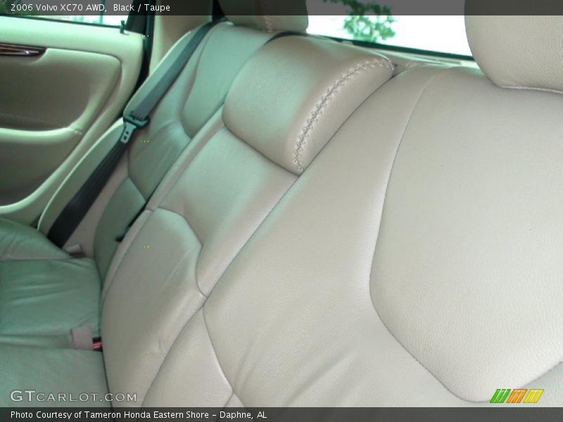 Black / Taupe 2006 Volvo XC70 AWD