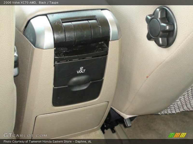 Black / Taupe 2006 Volvo XC70 AWD