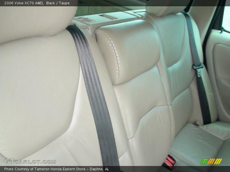 Black / Taupe 2006 Volvo XC70 AWD