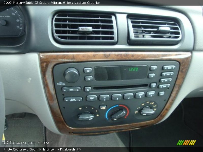 Vibrant White / Medium Graphite 2002 Mercury Sable GS Sedan