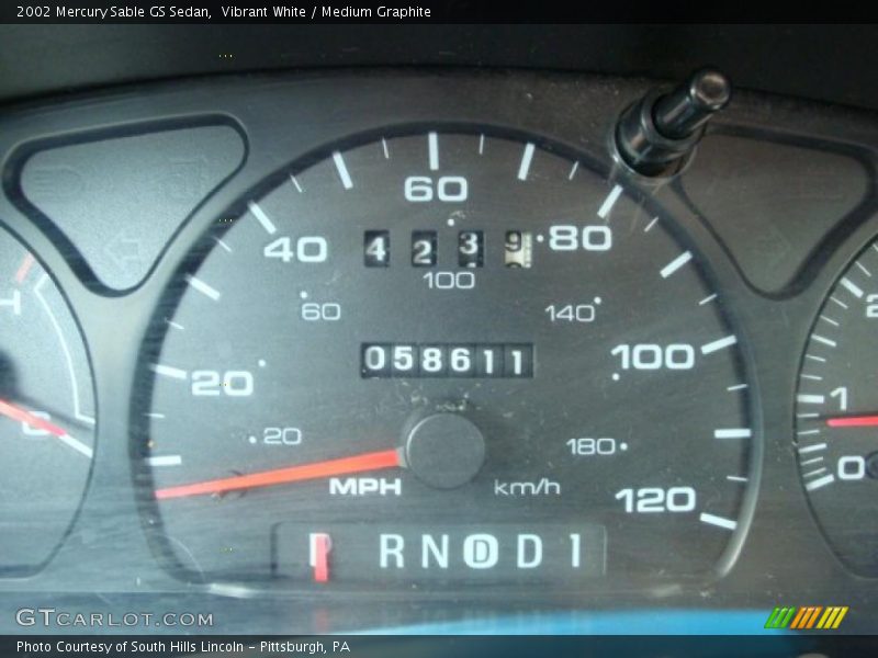 Vibrant White / Medium Graphite 2002 Mercury Sable GS Sedan