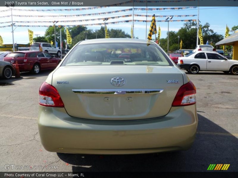 Olive Mist / Bisque 2007 Toyota Yaris Sedan