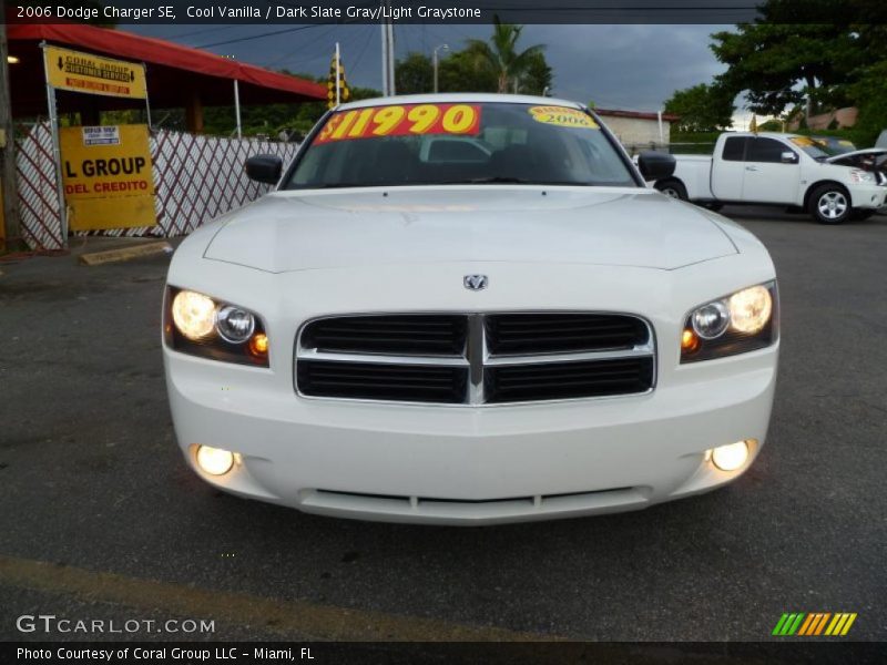 Cool Vanilla / Dark Slate Gray/Light Graystone 2006 Dodge Charger SE