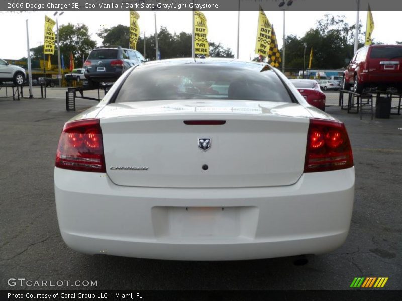 Cool Vanilla / Dark Slate Gray/Light Graystone 2006 Dodge Charger SE