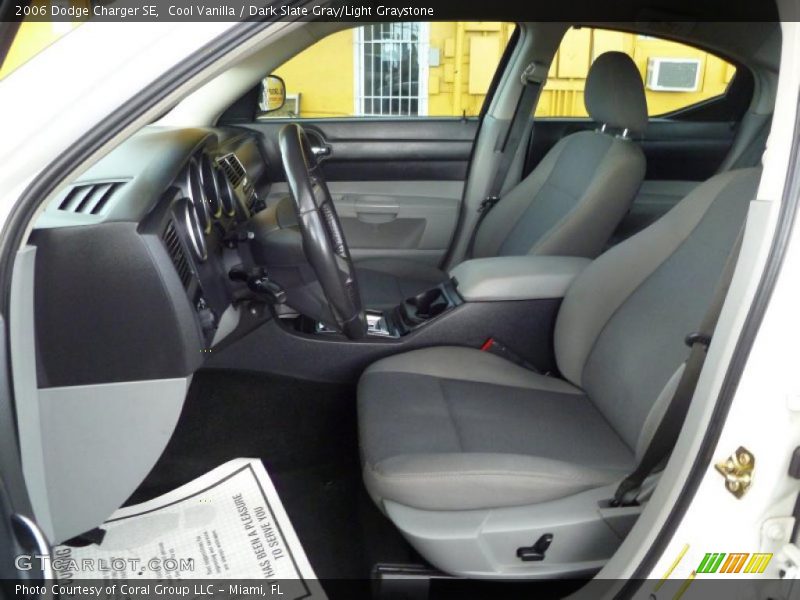 Cool Vanilla / Dark Slate Gray/Light Graystone 2006 Dodge Charger SE