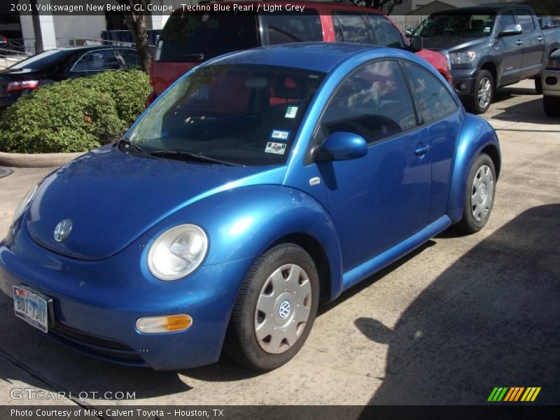 Techno Blue Pearl / Light Grey 2001 Volkswagen New Beetle GL Coupe