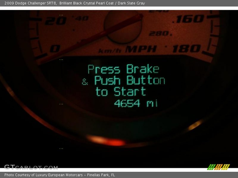 Brilliant Black Crystal Pearl Coat / Dark Slate Gray 2009 Dodge Challenger SRT8