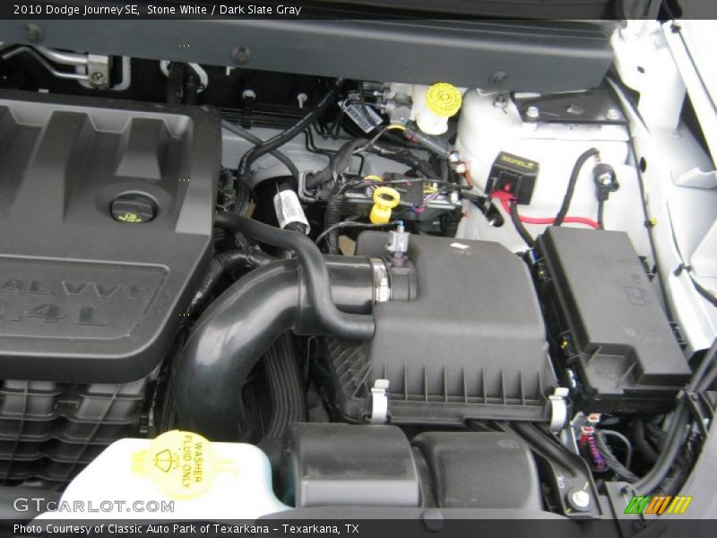 Stone White / Dark Slate Gray 2010 Dodge Journey SE