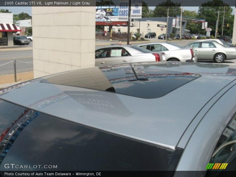 Light Platinum / Light Gray 2005 Cadillac STS V8