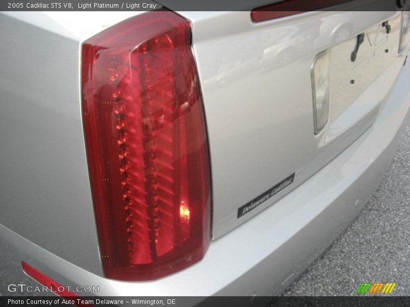 Light Platinum / Light Gray 2005 Cadillac STS V8