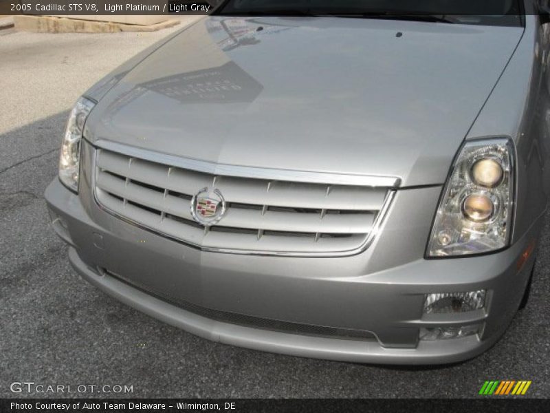 Light Platinum / Light Gray 2005 Cadillac STS V8