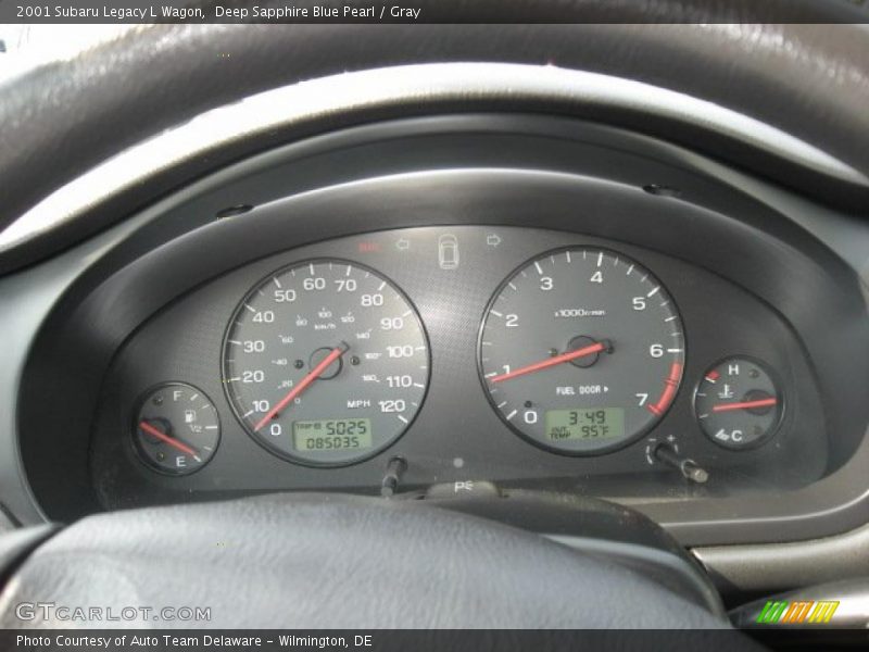 Deep Sapphire Blue Pearl / Gray 2001 Subaru Legacy L Wagon