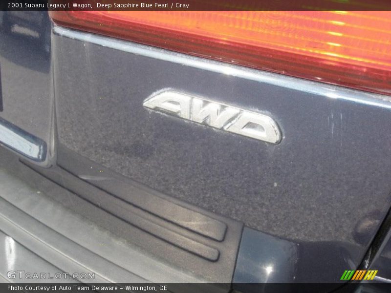 Deep Sapphire Blue Pearl / Gray 2001 Subaru Legacy L Wagon
