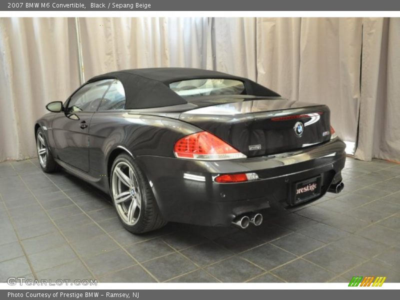 Black / Sepang Beige 2007 BMW M6 Convertible
