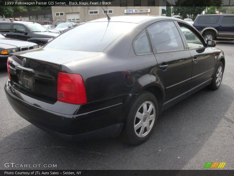 Black Magic Pearl / Black 1999 Volkswagen Passat GLS Sedan