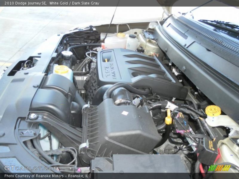 White Gold / Dark Slate Gray 2010 Dodge Journey SE