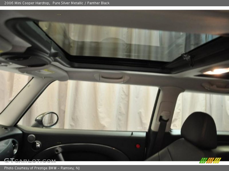 Pure Silver Metallic / Panther Black 2006 Mini Cooper Hardtop