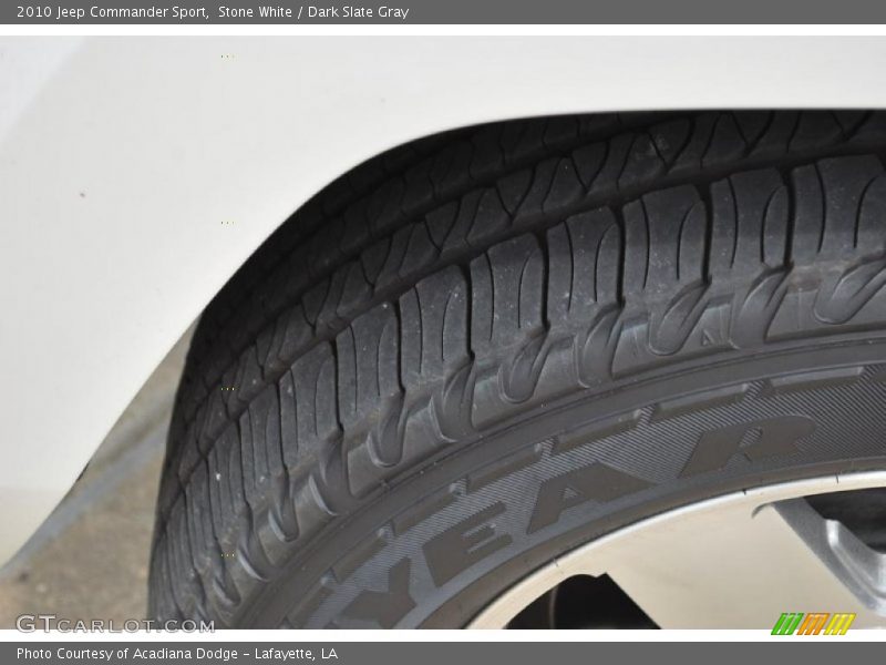 Stone White / Dark Slate Gray 2010 Jeep Commander Sport