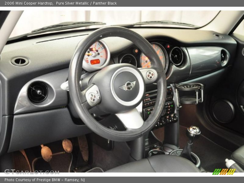Pure Silver Metallic / Panther Black 2006 Mini Cooper Hardtop