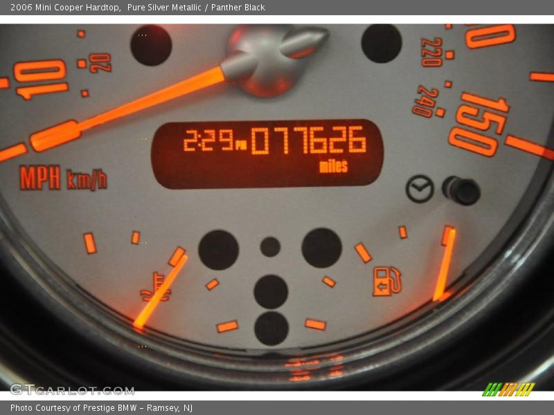 Pure Silver Metallic / Panther Black 2006 Mini Cooper Hardtop