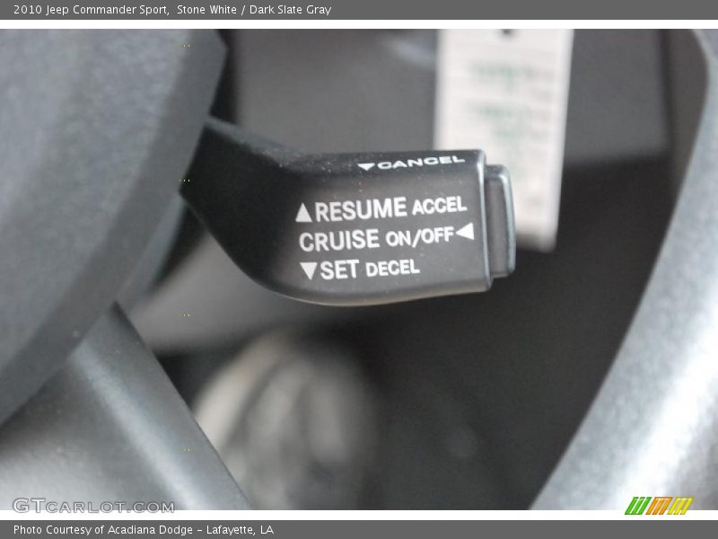 Stone White / Dark Slate Gray 2010 Jeep Commander Sport