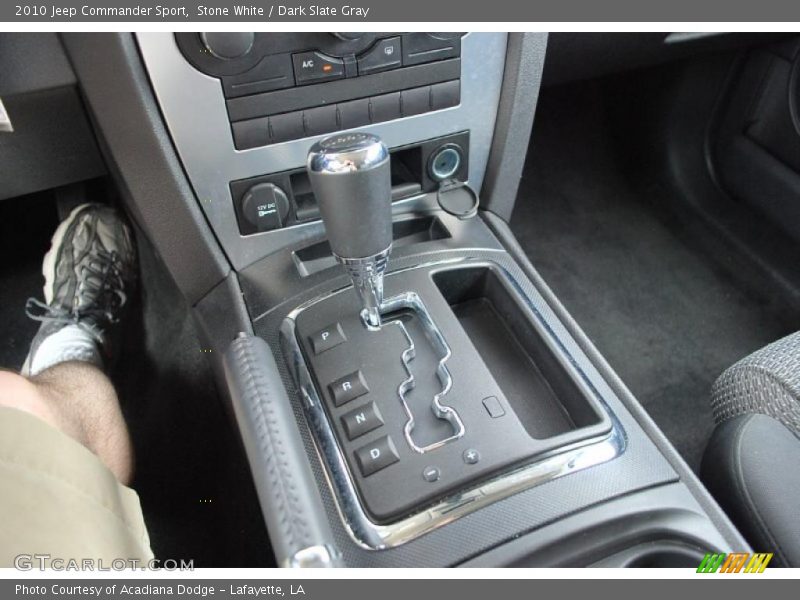 Stone White / Dark Slate Gray 2010 Jeep Commander Sport