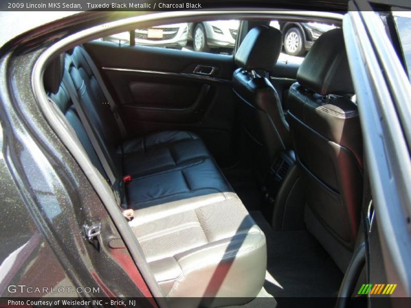 Tuxedo Black Metallic / Charcoal Black 2009 Lincoln MKS Sedan