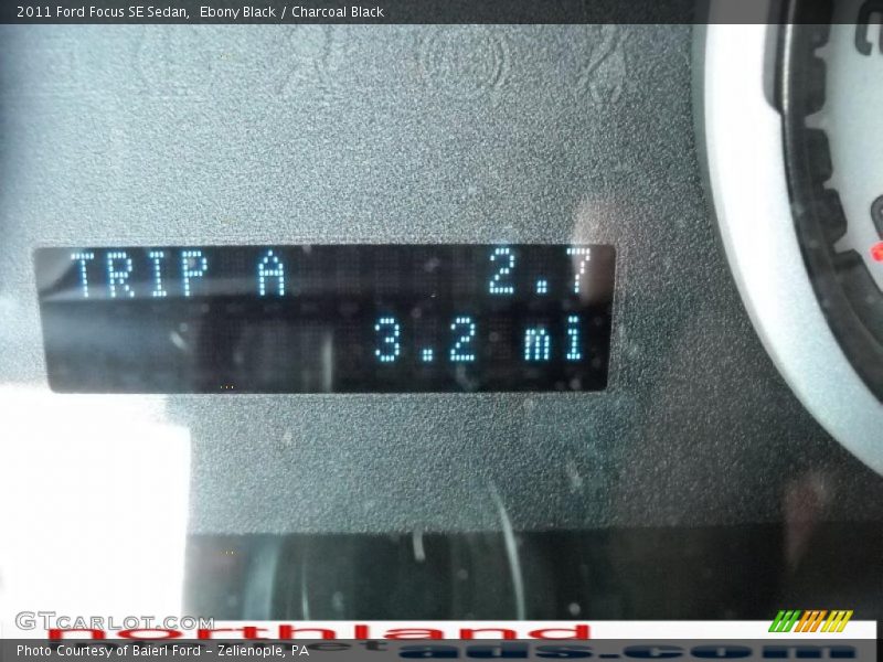 Ebony Black / Charcoal Black 2011 Ford Focus SE Sedan