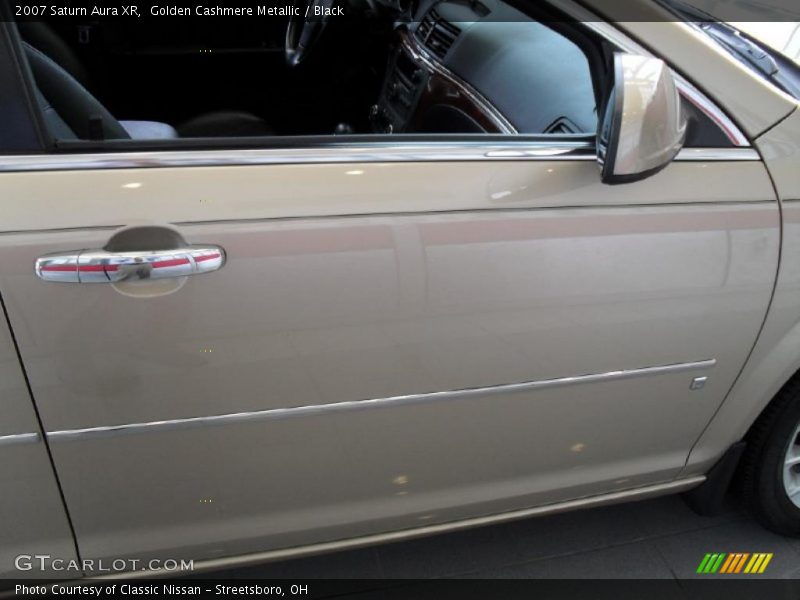 Golden Cashmere Metallic / Black 2007 Saturn Aura XR