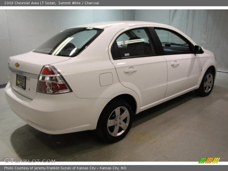 Summit White / Charcoal 2009 Chevrolet Aveo LT Sedan