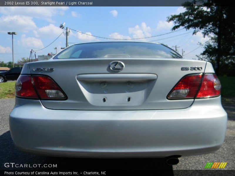 Starlight Pearl / Light Charcoal 2002 Lexus ES 300