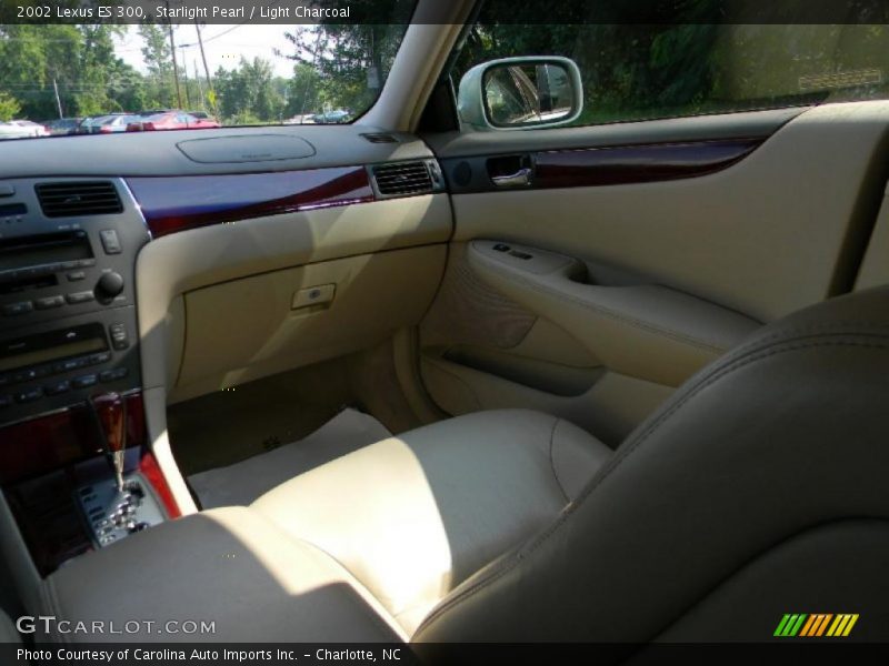 Starlight Pearl / Light Charcoal 2002 Lexus ES 300