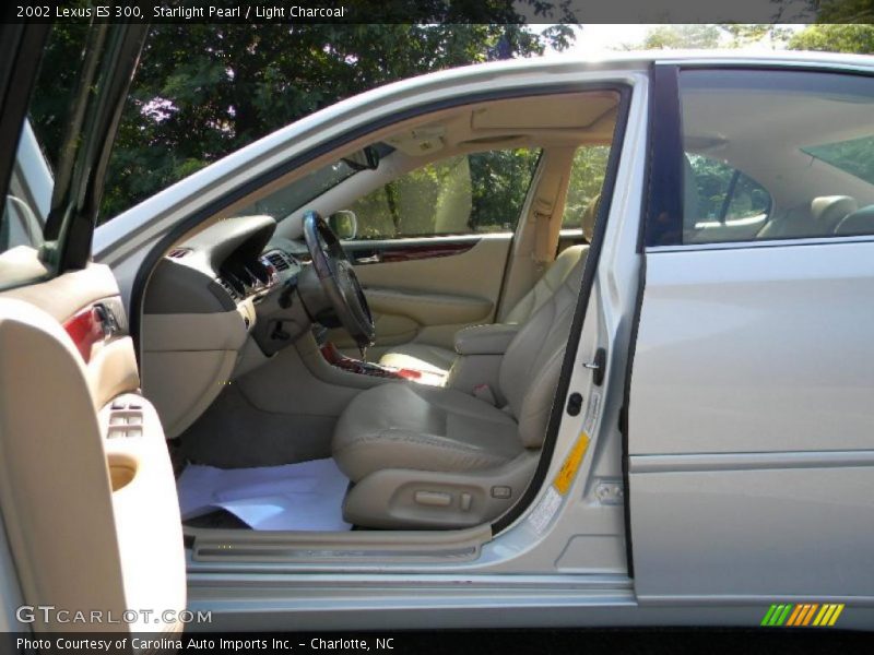 Starlight Pearl / Light Charcoal 2002 Lexus ES 300