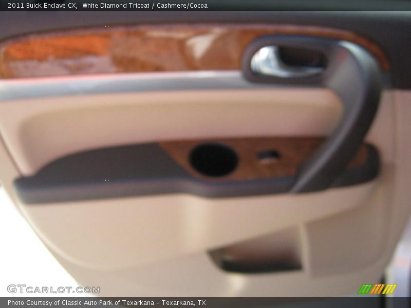 White Diamond Tricoat / Cashmere/Cocoa 2011 Buick Enclave CX