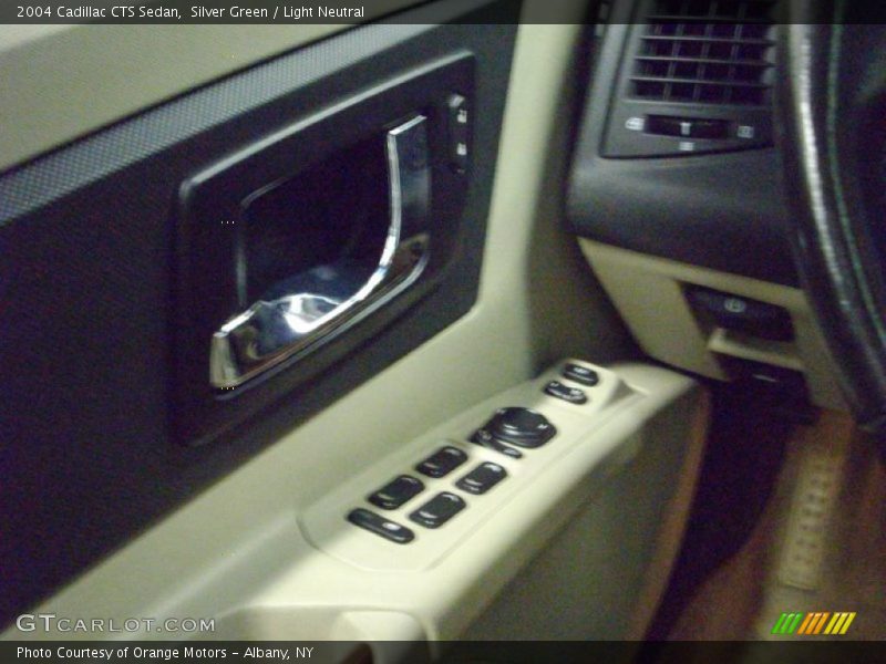 Silver Green / Light Neutral 2004 Cadillac CTS Sedan