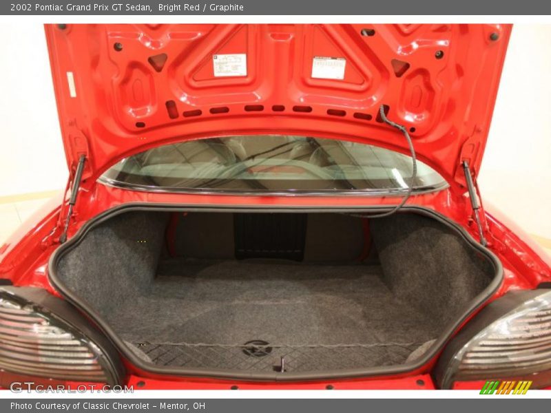 Bright Red / Graphite 2002 Pontiac Grand Prix GT Sedan