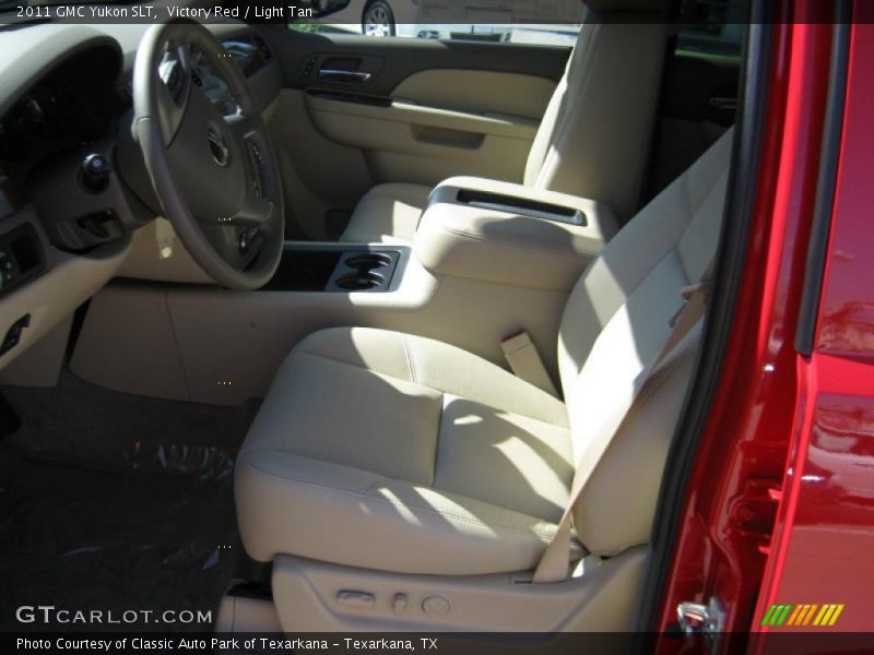Victory Red / Light Tan 2011 GMC Yukon SLT