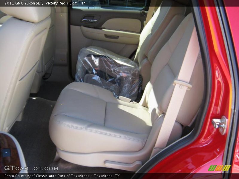 Victory Red / Light Tan 2011 GMC Yukon SLT