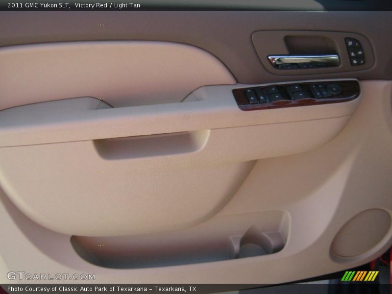 Victory Red / Light Tan 2011 GMC Yukon SLT