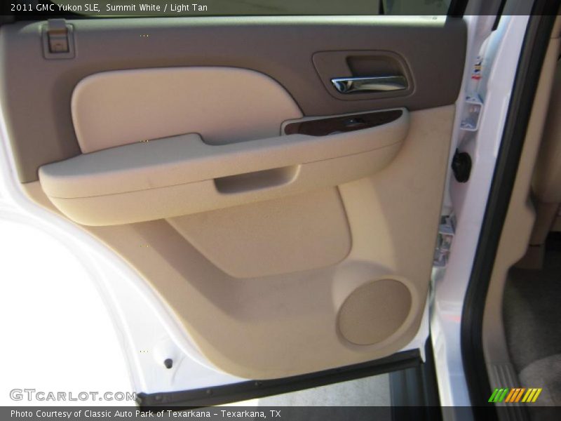 Summit White / Light Tan 2011 GMC Yukon SLE