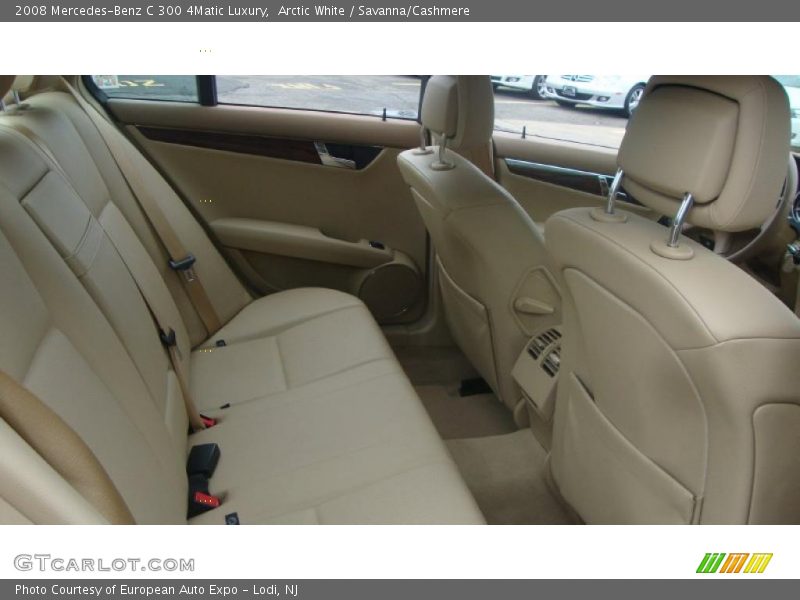 Arctic White / Savanna/Cashmere 2008 Mercedes-Benz C 300 4Matic Luxury