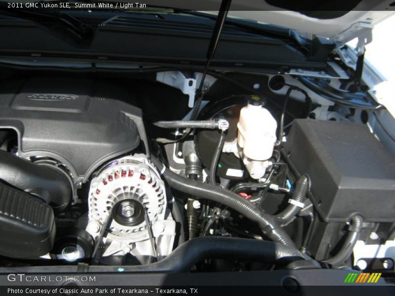 Summit White / Light Tan 2011 GMC Yukon SLE