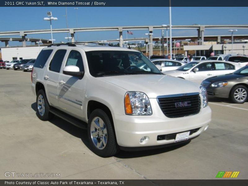 White Diamond Tintcoat / Ebony 2011 GMC Yukon SLT