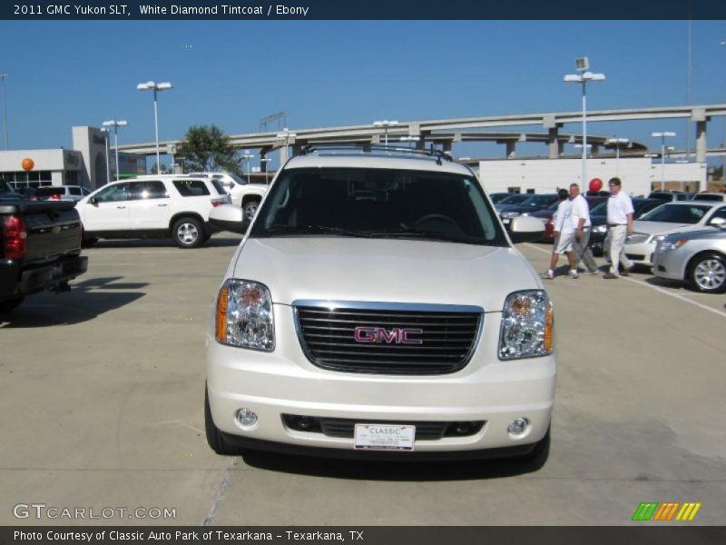 White Diamond Tintcoat / Ebony 2011 GMC Yukon SLT
