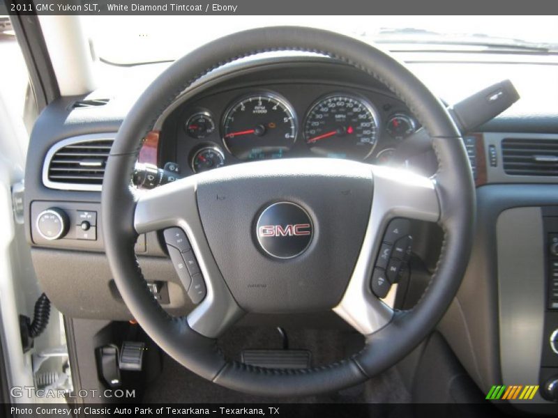 White Diamond Tintcoat / Ebony 2011 GMC Yukon SLT